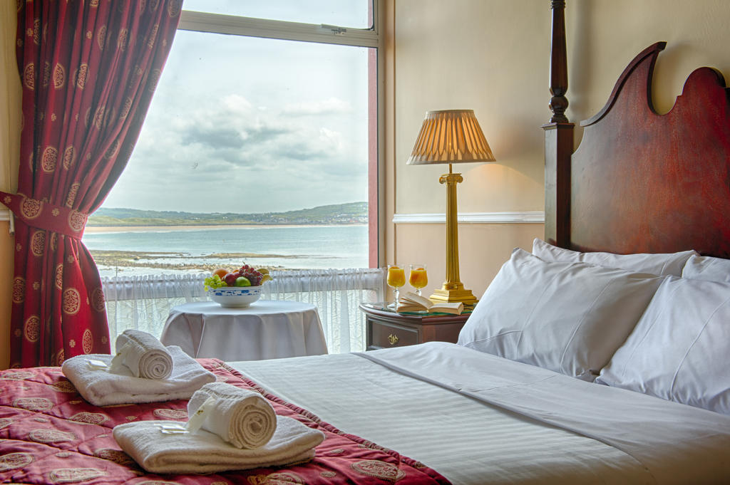 Logues Liscannor Hotel Ngoại thất bức ảnh