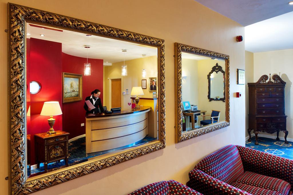 Logues Liscannor Hotel Ngoại thất bức ảnh